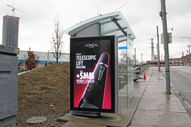 Зупинка 2160x3840,  King St. (Tor) NS 20m E/O River St. F/W - O